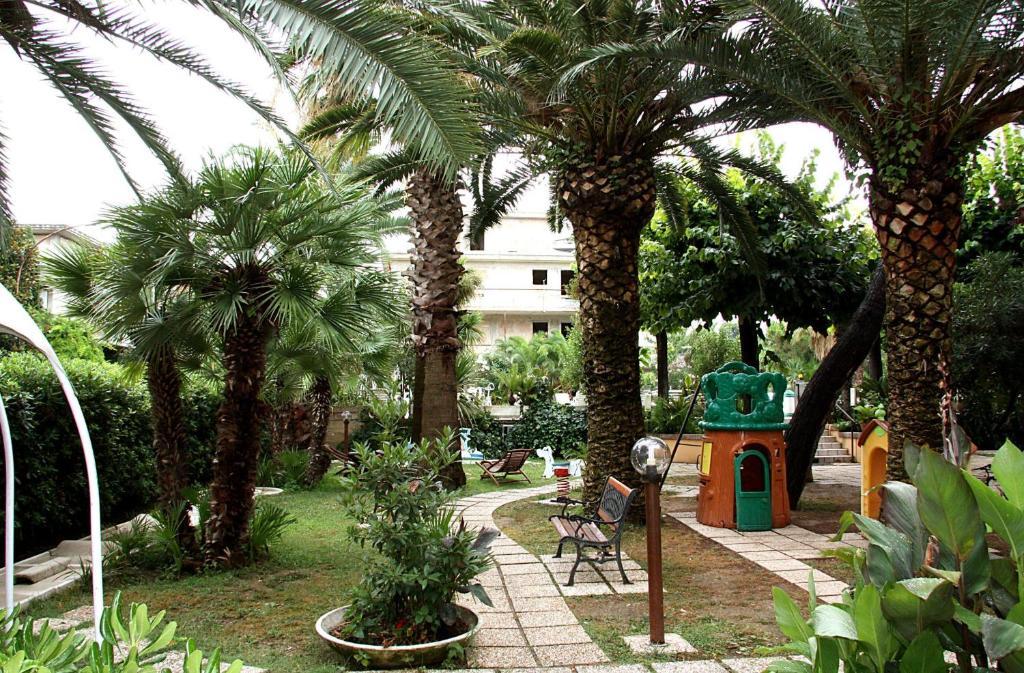 Hotel Marconi San Benedetto del Tronto Eksteriør billede