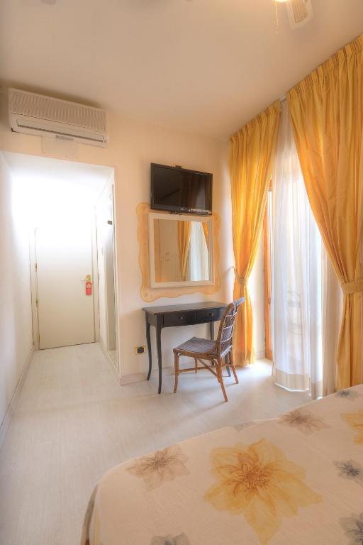 Hotel Marconi San Benedetto del Tronto Værelse billede